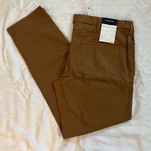 Banana Republic Slim Traveler Pant 2.0